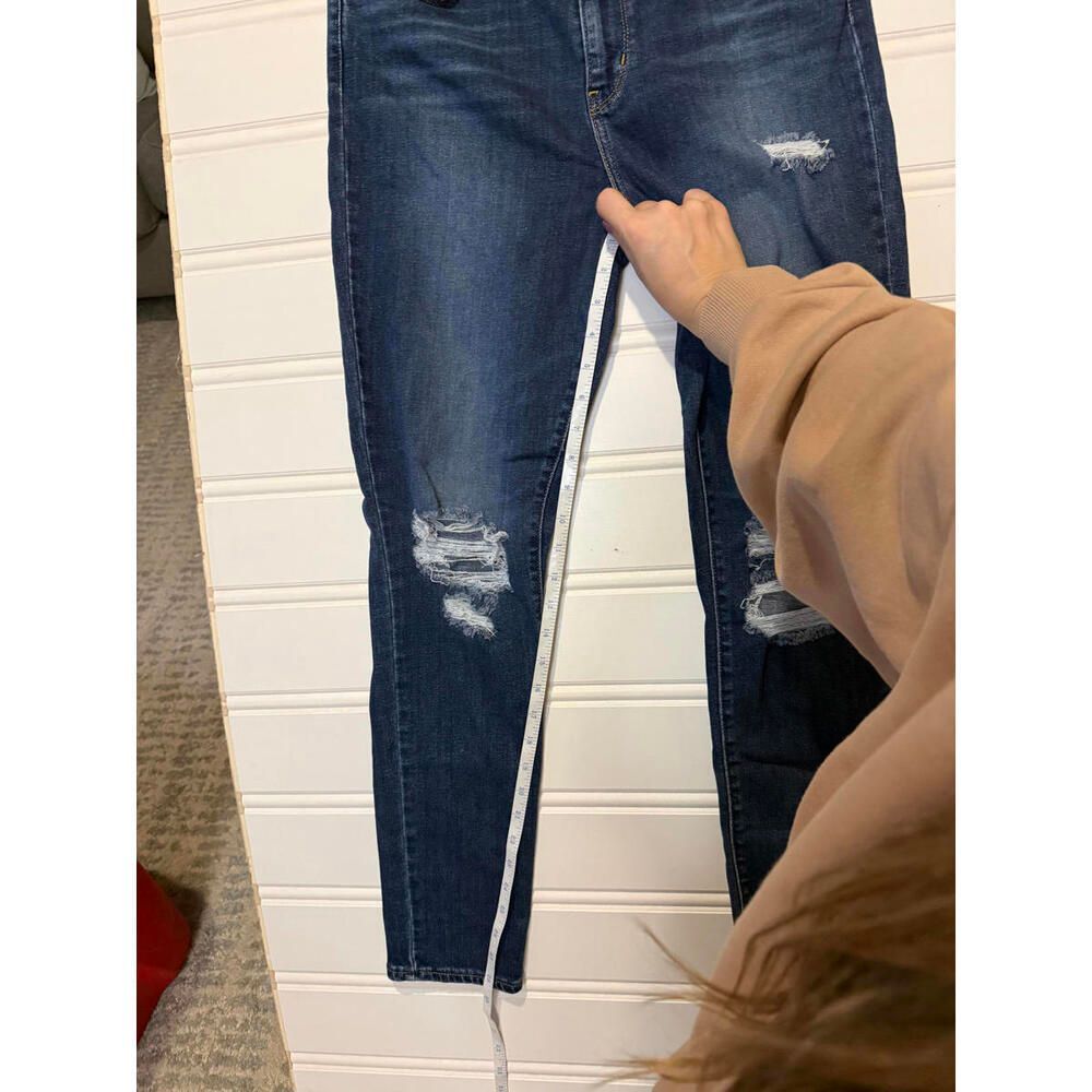 Levis 721 High Rise Skinny Jeans Womens Size 31 Distressed Dark Wash Denim - Picture 6 of 6